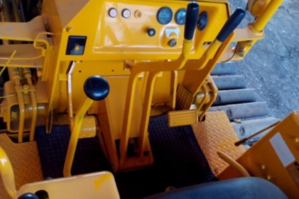 KOMATSU D20PL-5 เก่าญี่ปุ่น KOMATSU D20PL-5 เก่าญี่ปุ่น