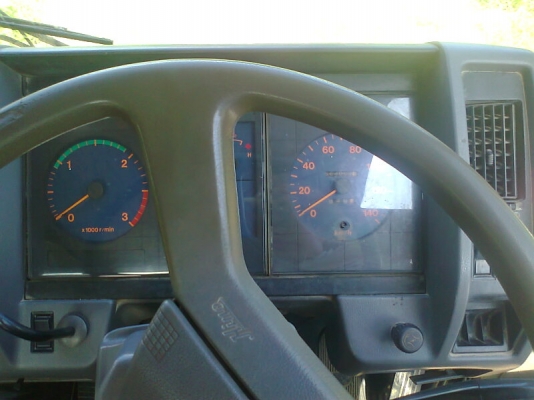 HINO FM 3MF รถปี 39 เครื่องดี 240 แรงม้า คัสซีสวยกริ๊บ เก๋งสวย ภายในสวย มีทะเบียนครบ