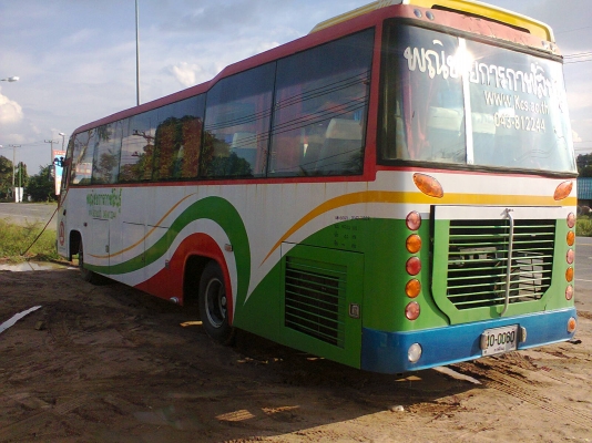 ขายรถบัสแอร์ HINO ยาว 11 เมตร เครื่อง HO6C(T) 195  แรง แชชซี  (HINO)เครื่องยนต์ 2 ตัว แอร์เย็น เบรคจิ๊ฟฟี่