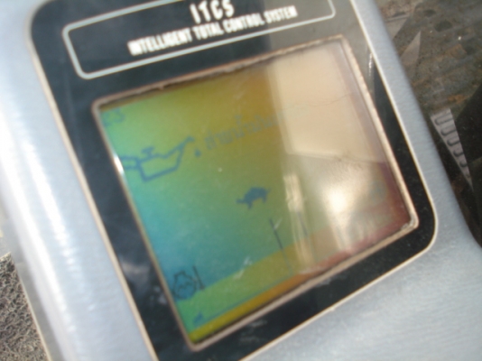 ขายด่วนแมคโคร KOBELLCO MARK V super สภาพพร้อมใช้งาน ราคา 1,080,000สนใจติดต่อ วรพจน์0813467572