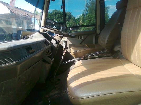 ไอ้หลงโบ MITSUBISHI FN527 TF 27xxx รถปี 38 เครื่องดี 220 แรงม้า คัสซีสวย เก๋งสวย ภายในสวย มีแอร์ มีทะเบียนครบ.