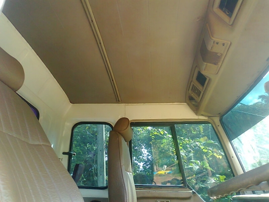 ไอ้หลงโบ MITSUBISHI FN527 TF 27xxx รถปี 38 เครื่องดี 220 แรงม้า คัสซีสวย เก๋งสวย ภายในสวย มีแอร์ มีทะเบียนครบ.