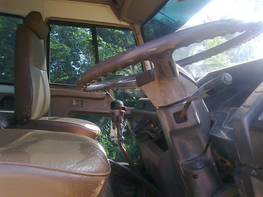 ไอ้หลงโบ MITSUBISHI FN527 TF 27xxx รถปี 38 เครื่องดี 220 แรงม้า คัสซีสวย เก๋งสวย ภายในสวย มีแอร์ มีทะเบียนครบ.