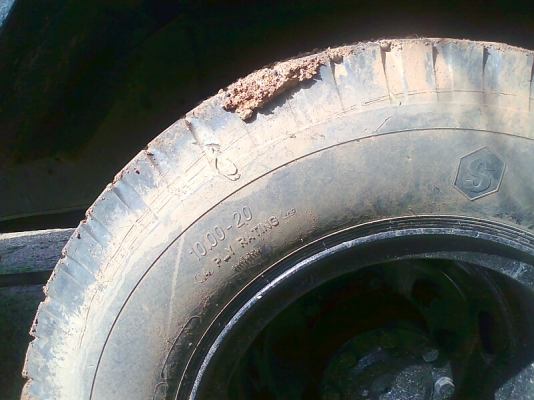 ไอ้หลงโบ MITSUBISHI FN527 TF 27xxx รถปี 38 เครื่องดี 220 แรงม้า คัสซีสวย เก๋งสวย ภายในสวย มีแอร์ มีทะเบียนครบ.