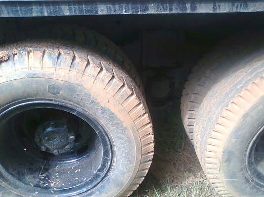 ไอ้หลงโบ MITSUBISHI FN527 TF 27xxx รถปี 38 เครื่องดี 220 แรงม้า คัสซีสวย เก๋งสวย ภายในสวย มีแอร์ มีทะเบียนครบ.