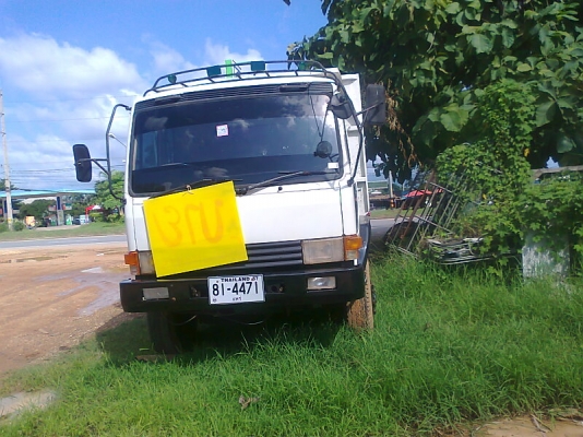 ไอ้หลงโบ MITSUBISHI FN527 TF 27xxx รถปี 38 เครื่องดี 220 แรงม้า คัสซีสวย เก๋งสวย ภายในสวย มีแอร์ มีทะเบียนครบ.