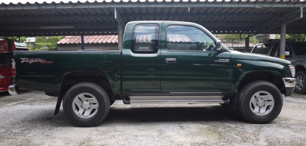 ขาย toyota hilux tiger 4WD