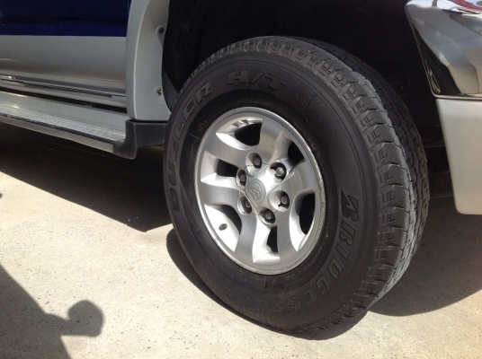 ไทเกอร์ D4D 2.5 turbointercooler 4WD ปี 2003 ก.ธรรมดา ขายเพียง 359,000