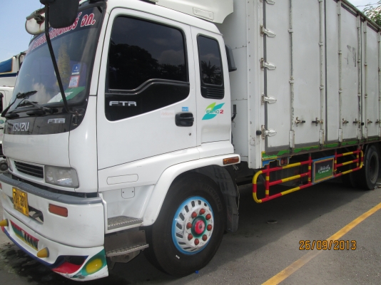 ISUZU-P2เดทก้า-เครื่อง6HH1-7,20เมตร-ตู้10บานไม่มีเสากลาง