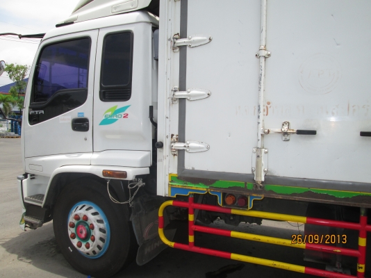 ISUZU-P2เดทก้า-เครื่อง6HH1-7,20เมตร-ตู้10บานไม่มีเสากลาง