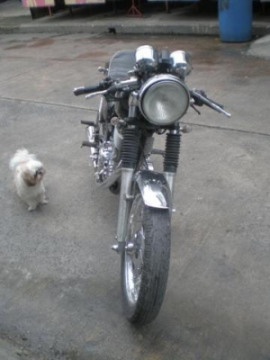 ขาย sr400 คาเเฟ่ ทะเบียน (หล่อๆ) 90000 บาท ด่วน