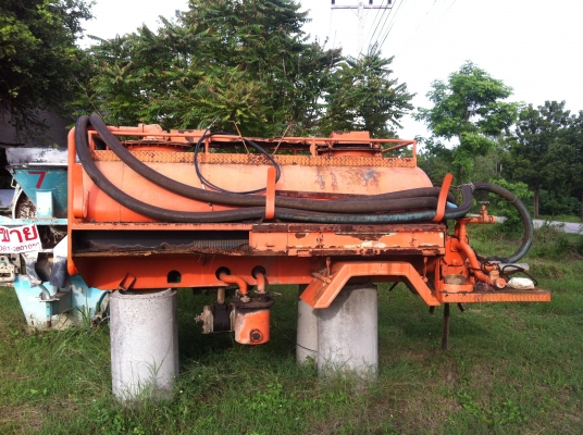 ขายแทงค์น้ำติดรถดูดส้วม พร้อมปั๊ม