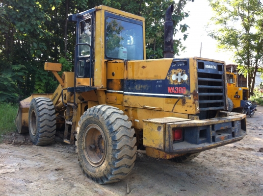 ขายรถตัก KOMATSU WA300