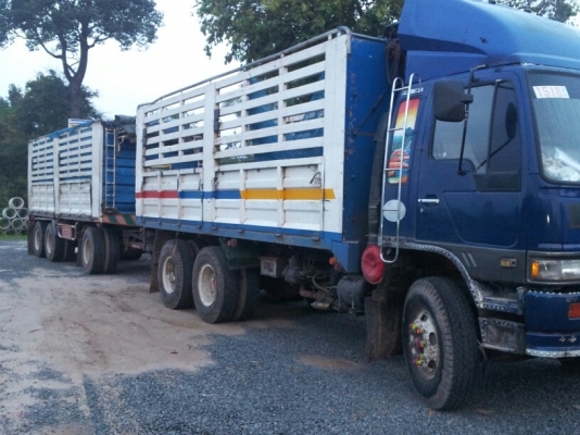 ขายดาวน์ hino 3 m ราคาถูกเพียง 250,000 เท่านั้น