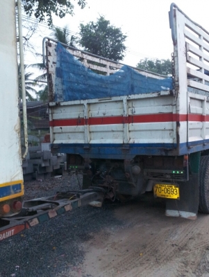 ขายดาวน์ hino 3 m ราคาถูกเพียง 250,000 เท่านั้น