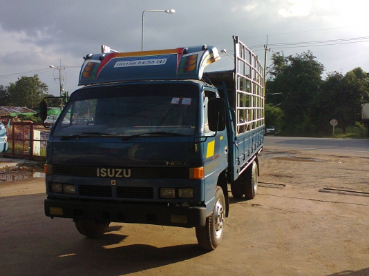 ขาย NPR59LU5 M ห้างแท้ปี 35 เฟือง F หลัง ติดตั้ง power เครื่องยนต์ 4be1 เพิ่งเปลี่ยนใหม่ลงเล่มให้แล้ว