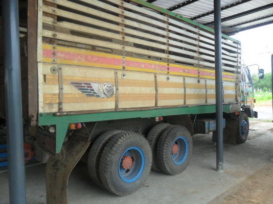 Isuzu คัสซี 3089846 วางเครื่อง 195 BoInter เกียร์อีตัน ช่วงล่าง Rock 210 พร้อมใช้ Isuzu คัสซี 3089846 วางเครื่อง 195 BoInter เกียร์อีตัน ช่วงล่าง Rock 210 พร้อมใช้