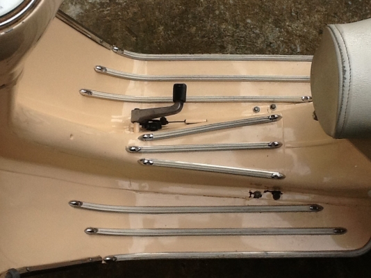 Vespa 64 เครื่องดี สีสวย