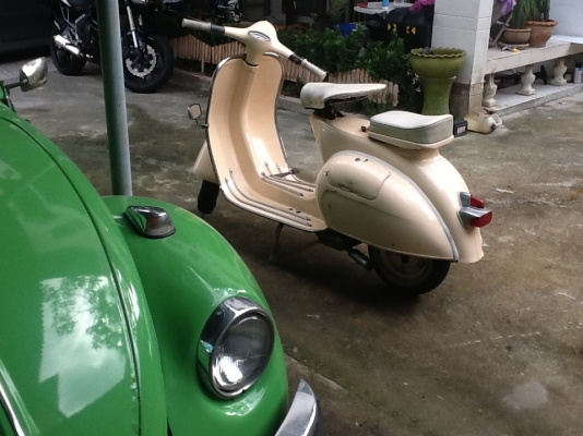 Vespa 64 เครื่องดี สีสวย