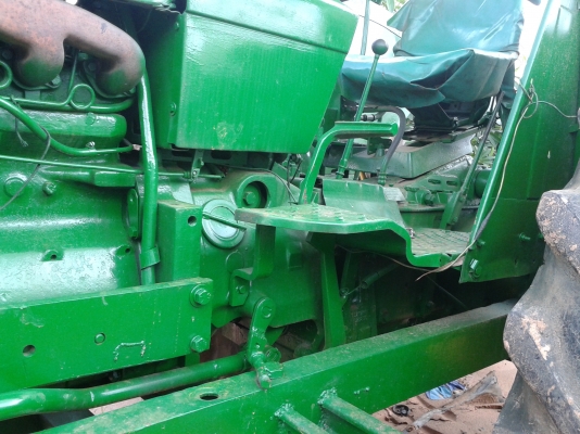 จอนเดียร์พร้อมใช้งาน จอนเดียร์พร้อมใช้งาน