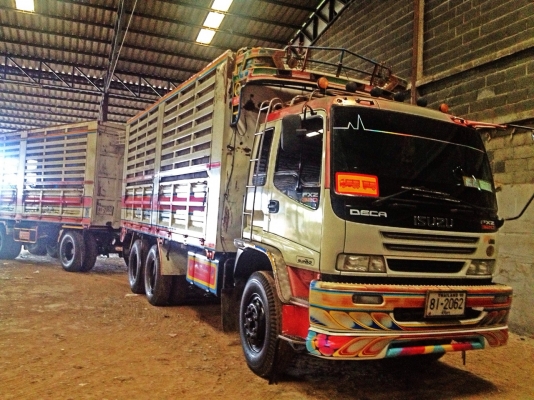 ขายรถอีซูซุเดก้า 320 แรงม้า  ไม่ดั๊ม แม่ลูกคอกเกษตร