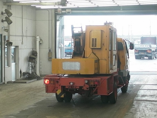 ขายรถเครนMITSUBISHI FIGHTER พร้อมเครน7ตันเก่าญี่ปุ่น