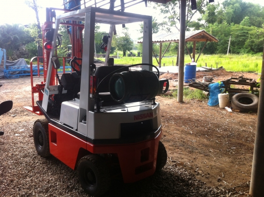 ขายฟอร์คลิฟท์ สภาพดีพร้อมใช้งาน ขายฟอร์คลิฟท์ สภาพดีพร้อมใช้งาน