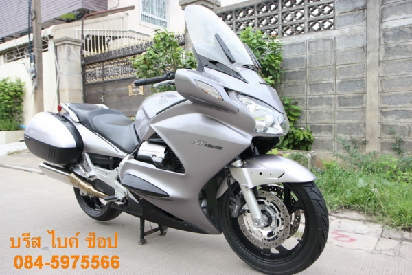 บรีส ไบค์ ช็อป ลำลูกกา ขาย HONDA ST 1300 ปี2005 อินวอยล์พร้อมสรรพสามิต