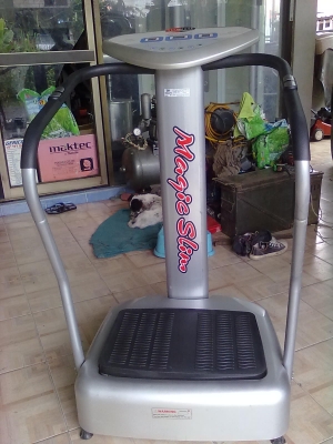 เครื่องสั่นเท้า slimmate 220v/50 Hz 200w ของไต้หวัน