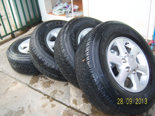 แม็กไฮเลนเดอร์ ขอบ 16 พร้อมยาง 255 70 16 สวยๆ คับ