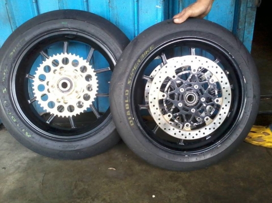 ขายล้อมาเชส ก้านy 16.5 สภาพพร้อมใช้จานดิสหน้าหลังสเตอร์หลังพร้อม+ยางสลิกเซนเซอร์เหลือๆ