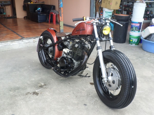 วุฒินนบุรี//ขาย SR400 แต่ง เก๋าๆ เครื่องสดมากยาง(ชินโกก)หน้า-หลังมีอินวอย+สรรพสารมิตรตัวจริง