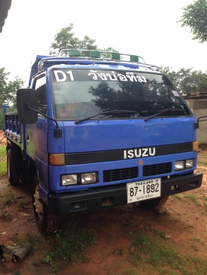 ขายรถบรรทุก6ล้อ isuzu npr115hp พร้อมใช้งาน สภาพดี
