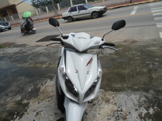 HONDA CLICK i ปี 52 เครื่องเดิมๆ ทะเบียนพร้อมโอน HONDA CLICK i ปี 52 เครื่องเดิมๆ ทะเบียนพร้อมโอน