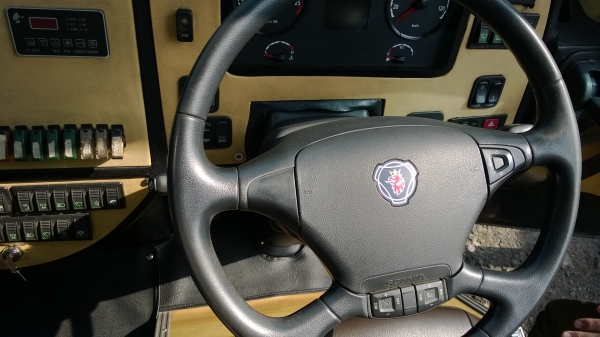 ต้องการซื้อรถบัส8ล้อ2ชั้นสแกนเนีย เกียร์ออโต้