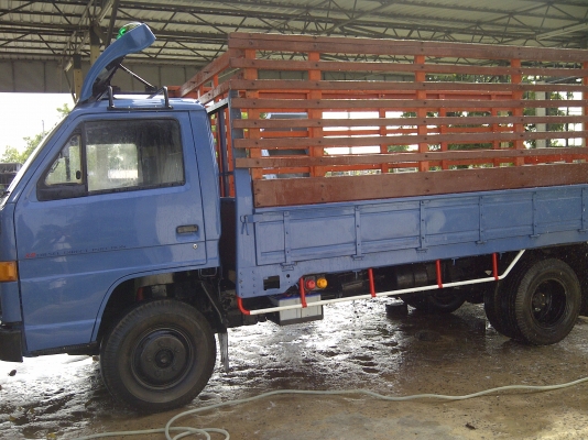 ขายหกล้อ 115 แรงม้า พร้อมใช้งาน