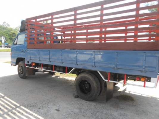 ขายหกล้อ 115 แรงม้า พร้อมใช้งาน