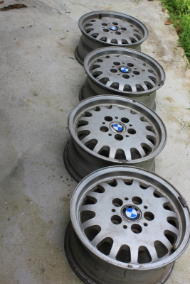 ขายล้อเดิมe36ลายฝาเบียร์ 5รู 120