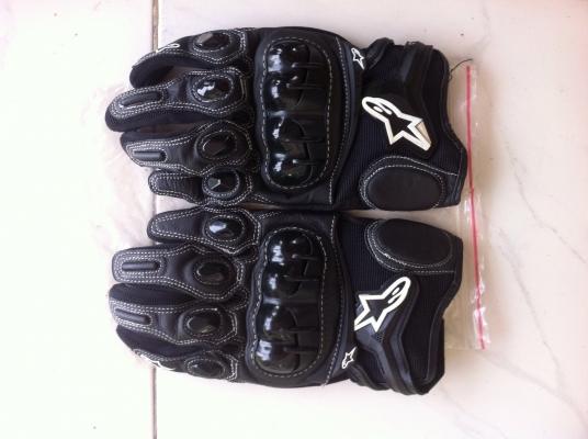 ธารนนทบุรี//ขายถุงมือขี่มอไซค์ ยี่ห้อatlas เบอร์L ของใหม่ ราคา 550 บาท (พร้อมจัดส่ง)