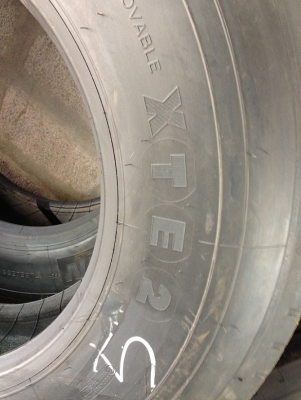 ขายยางใหม่เดือนธันวาคมปี 2013 ครับ มิชลิน 11r 22.5 (10เส้น)