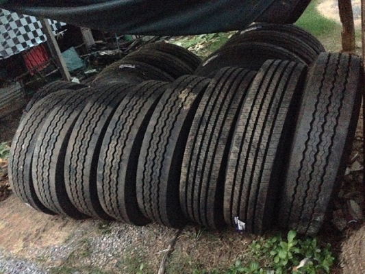ขายยางใหม่ปี 2013 ครับ มิชลิน 11r 22.5 (10เส้น)