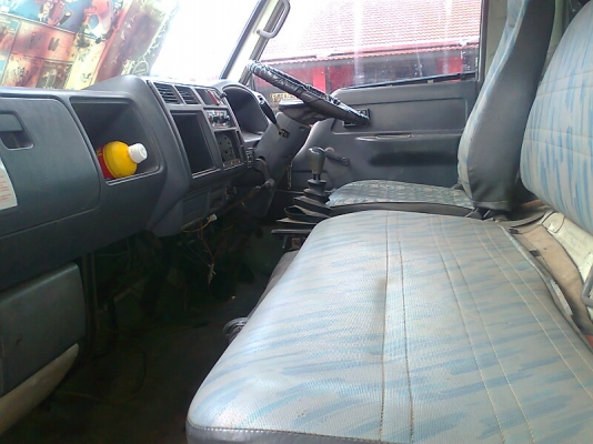 TOYOTA ไดน่า BU211 รถปี 39 เครื่อง 115 แรงม้า กระบะพื้นเหล็ก ยาว 4.5 เมตร รถสวยกริ๊บ มีทะเบียนครบ ราคาคุยได้.