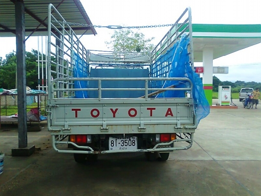 TOYOTA ไดน่า BU211 รถปี 39 เครื่อง 115 แรงม้า กระบะพื้นเหล็ก ยาว 4.5 เมตร รถสวยกริ๊บ มีทะเบียนครบ ราคาคุยได้.