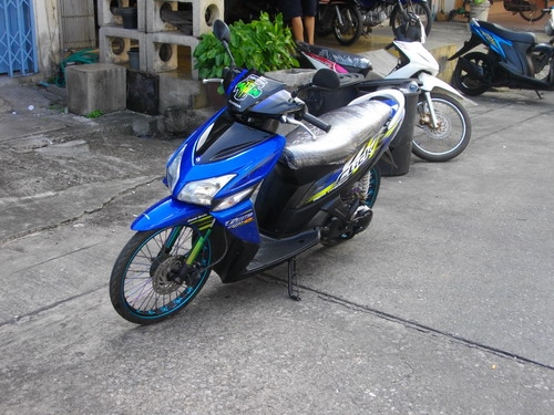 ขาย Honda Click Tune-up สีน้ำเงิน-ดำ สวยสุภาพ เครื่องสดสุดเยี่ยม ราคา 15500 บาท