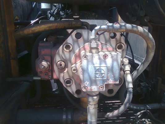 SAMSUNG 210LC สภาพกิ๊บ เก๋งสวย ภายในสวย มีแอร์เย็นเฉียบ