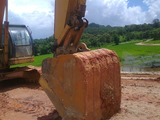 SAMSUNG 210LC สภาพกิ๊บ เก๋งสวย ภายในสวย มีแอร์เย็นเฉียบ