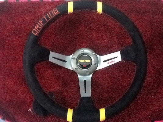 ขายพวงมาลัยแต่ง มี3อันราคาถูกครับ