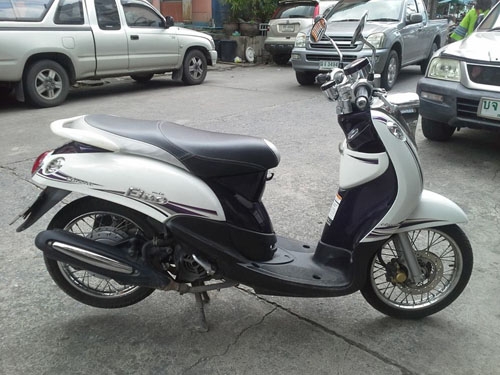 ขายรถหลุดจำนำ หลายคัน สภาพเกรด A ทุกคัน ไม่มีเล่ม แต่มีสำเนาหน้าเล่ม บัตรประชาชนเจ้าของ และสัญญาซื้อขายให้ ต่อภาษี พรบ.ได้ปกติ ใช้ตจว.หรือในหมู่บ้าน โครตคุ้มๆๆๆ