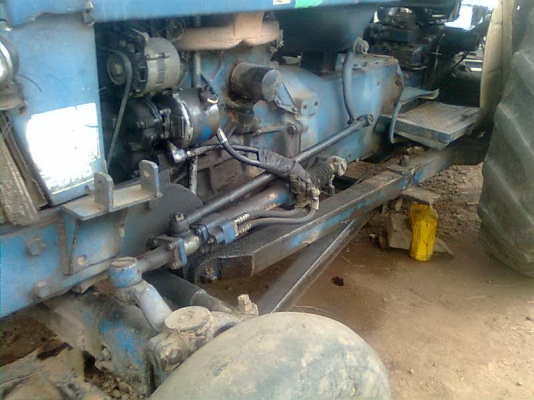 ขายฟอร์ด6610 เสื้อลาย ท่อไอดีโต พร้อมอุปกรณ์ มีเล่มทะเบียน