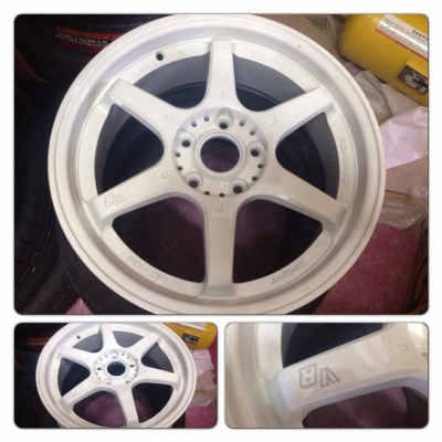 ขายล้อแม็กใหม่100\% Volk VR สีขาว ขอบ17 กว้าง7 ออฟ40 5 รู114 ราคา 7,500 บาท พร้อมใส่